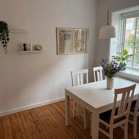 2-room In The Center - 300 M From The Station - Newly Renovated Horsens