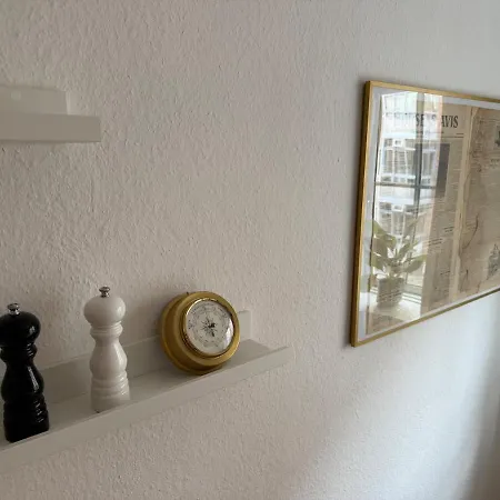 2-room In The Center - 300 M From The Station - Newly Renovated